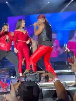 @Yailin La Más Viral llegó como invitada especial al concierto de @Aventura en el Estadio Olímpico de República Dominicana. 🔥🇩🇴 #yailinlamasviral #aventura #cerrandociclostour #concert #republicadominicana #puertorico #jlpromotionspr #fyp #paratii 