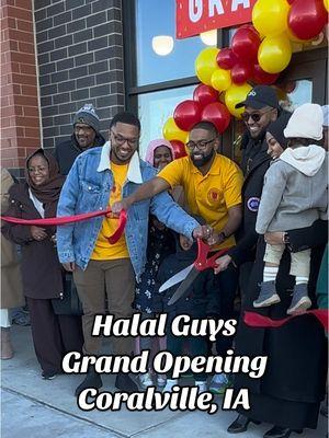 On December 21st @The Halal Guys first Iowa location opened up in Coralville, IA.  They had a huge turnout with a line out the door most of the day. They have platters, sandwiches with gyro & chicken as protein options.  Also, they now have wings as well.  They also have delicious teas & lemonades!  #halalguys #nycstreetfood #RestaurantReview #grandopening #iowa #northliberty #cedarrapids #iowacity #coralville 