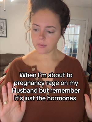 It really comes out of nowhere 😮‍💨 #pregnanttiktok #pregnancy #pregnancyhormones #firsttrimester #areyoukiddingme 