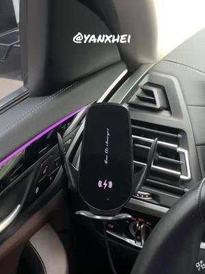 Car mobile phone holder #phonecarholder #carphoneholder #carholder #caraccessories #phoneholder #phoneholderforcar #TikTokShop #car #charger 