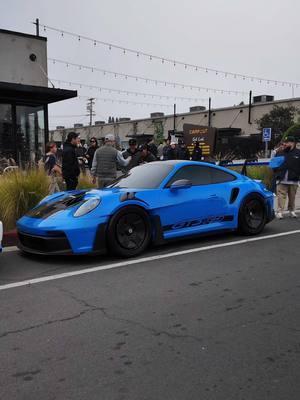 So clean!  - #porsche #porsche911 #porscheclub #porschelife #porschegt3rs #cars #carcommunity #carculture 