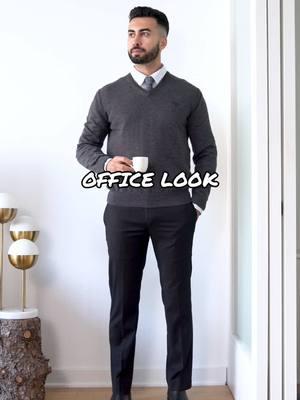 Simple office look for cold winter days at the office. 💻📊 #officeoutfit #vnecksweater #workwear #mensfashion #scarfstyle 