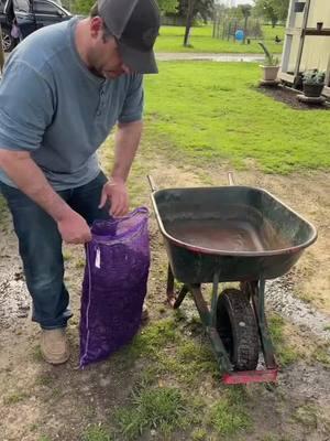 Boiling crawfish visiting family in Louisiana #chiassonsmoke #diyprojects #welding #fabricationshop 