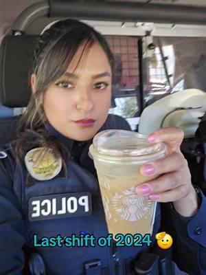 #workvibes #maluma #butfirstcoffee #policewoman #policegirl #girlcop #police #starbucks 