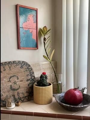 Redecorating my kitchen window nook🤍 #homedecor #winteraesthetic  #homeaesthetics #eclecticdecor #chic #homestyling #kitchennook #windowdisplay  #creatorsearchinsights 