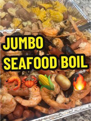 We had a MASSIVE seafood boil at my tia Vanessa’s House!😍🦀🦐😋🔥 #fyp #seafoodboil #seafoodboilsauce #seafood #seafoodboilsauce #cajunseafood #seafoodlover #familydinnerideas #crabboil #shrimpboil  #snowcrab 