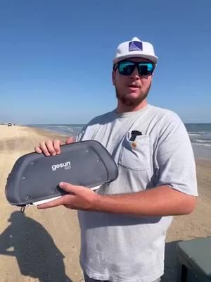 Solar oven can cook hotdogs at the beach without fuel or fire #solaroven #solarcooker #survivorfood #offgridcooking 