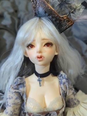 Replying to @holow101 #resinart #resin #art   #uvresin #doll #handmade #bjd    #tj7dk3 