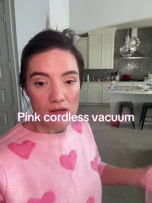 Pink vacuum. #pinkvacuum #pinkvacuumcleaner #stickvacuum #stickvacuumcleaner #cordlessvacuum #mamasover30 @Homeika US 