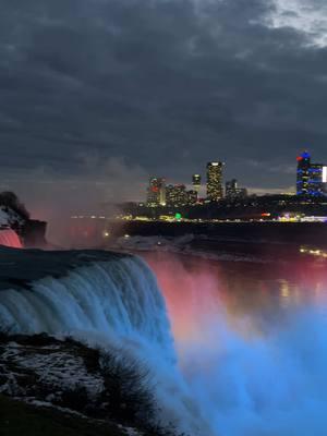 subhanallah 😃 Niagara Falls  #niagarafalls #niagara #newyork #winter #fyp #foryou 