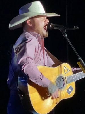 COJO LIGHTING UP THE STAGE! He’s so good in concert! One of the best entertainers in the business! Cody Johnson live is a must see! Awesome! #codyjohnson #Love #fypシ #countrymusic #trending #cojo #foryoupage 