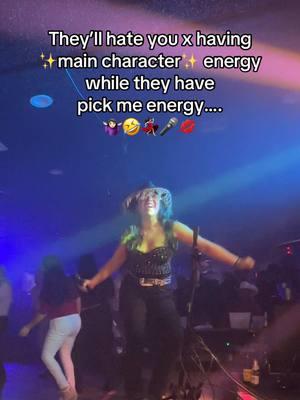 keep shining 💃🏻🎤 #hateresgonnahate #maincharacterenergy #maincharacter #pickmeenergy #pickme #dancer #bailarina 