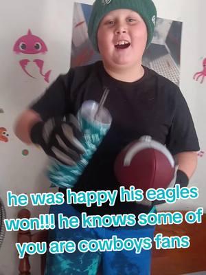 my boy is an eagles fan #hismommaisaninersfan  #mandasangels❤️ #foryoupage #⚔️360⚔️ #💲Navydollars💲 #midwestmiscreantz #twistedqueenz👑 #fypシ゚viral 