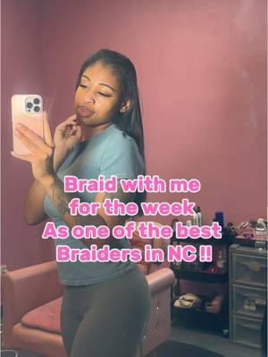 Link in bio under “book with Shaniya” 💗#nchairbraider #greensborobraider #charlottebraider #nchairstylist #bohoknotlessbraids 