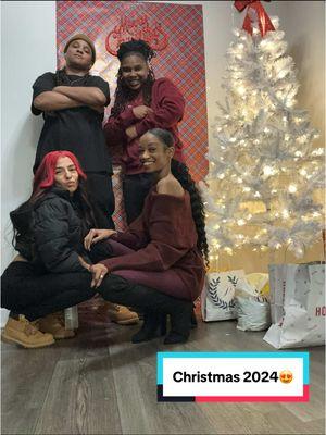 Honestly I really am grateful that my girl invited me for Christmas to spend time with her family. I was really sad and as usual she turns around to make it better. Being able to meet new people and just automatically click says alot ❤️  #blessing #squad #fypシ゚viral #fyp #happyholidays #photoshoot #thatsher #wlw #goodmemories #happynewyear #CapCut 