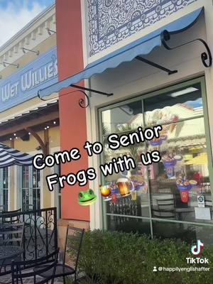 #mrytlebeach #seniorfrogs #vacation #vacationmode #myrtlebeach #resturantsirecommened #familytime #restaurant #resturants #mustvisit #mustvisitplaces #food #Foodie 