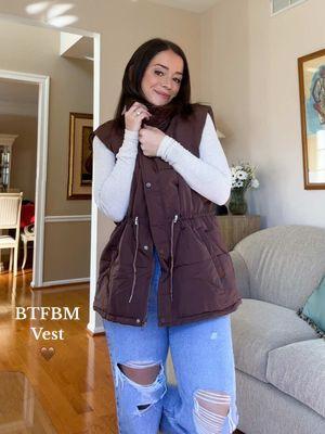 How cutie is this brown @btfbm_us vest?! You can button &/or zip to close and cinch the waist to your liking! Perfect length and fit! Wearing a size small 🤎🤎🤎 • • • #btfbm #vest #winterfashion #tiktokshopcreatorpicks #TikTokShopFashion #giftguide #OOTD #fallvest #wintervest #lightweightvest 