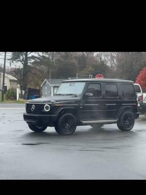 Always moving forward #gwagon #mercedesbenz #amg #g550#airride#bagged #tint #offroad #donuts #fyp #viralvideo #foryoupage #carsoftiktok #exotics #2024 #2025#happynewyear #dope 