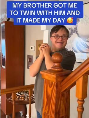 The best video of 2024 🥰 #foryou #brothers #twinning #2024 #happynewyear #brotherlylove #downsyndrome #fyp 