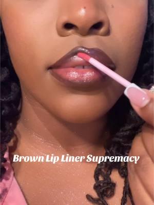 @The Blink Queen LLC Brown Liquid Lipstick: “Mother Earth”  Lipgloss: “Pink Candy” Lip Plumper: “Lemon Drop” • • • #fyp #makeupforwomenofcolor #makeupformelaningirls #makeup #makeupforblackwomen #brownlipcombo #brownlipliner #foryourpage #blackwomen #lipgloss #liquidlipstick #blackgirlmagic  #liptutorial #lips #lipcombo