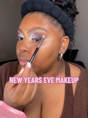 Last minute New Years Eve makeup look 🪩🖤 What’re y’all doing for NYE?! 🤪 Follow me on Instagram @ Serenttaaa 🩶 • @e.l.f. Cosmetics Camo Matte Concealer (Fair Warm) • @Huda Beauty Icy Nude Palette • @NYX Professional Makeup Glitter Primer • @Lancôme Idole Ultra Precise Felt Tip Eyeliner • @Valentino.Beauty Colorgraph Eyeliner (Rockstud Noir) • @essence cosmetics Lash Princess Mascara • iEnvy Lashes (Mink Impact 07) * 🔗 in my b!o #fyp #foryou #nye #newyears #newyearsmakeup #newyearsmakeuplook #newyearsmakeuptutorial #nyemakeup #blackgirlmakeuptutorial #blackgirlmakeupvideos #blackgirlmakeup #blackgirlcontentcreator 