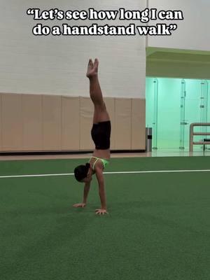 Way harder than it looks🤪🤪 Can you do this? If so, for how long?! . . . #handstand #tigerfriday #dance #dancer #dancelife #dancers #competitivedancer #dancemom #dancemoms #dancersofinstagram #dancestudio #technique #real #relatable 