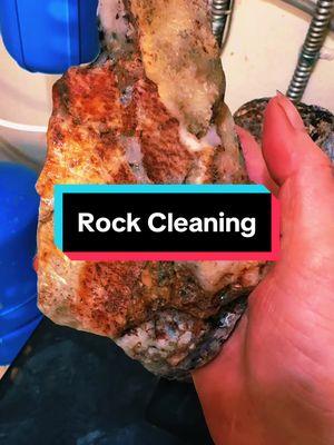 Used a dremal, iron out & muriatic acid to clean the rocks. #rock #hobby #fyp #rockhound #rockcollection #agate #tubeagate #mossagate #agatenodule #minerals 