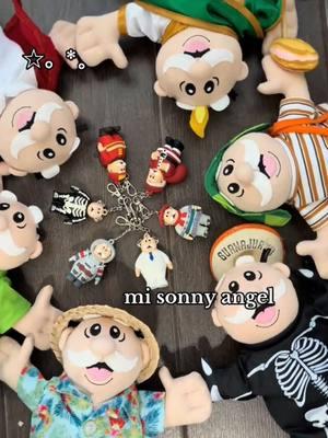 Tqm @drsimi_oficial ♡ #drsimi #simi #farmaciassimilares #sonnyangel #popmart #simicollection #llaverito #llavero #keychain #keychaincollection 