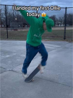 #skate3 #skaterboy #scooter #skating #skatetok #skate #skateordie #trend #viral 