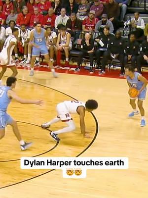 Oooooff #collegebasketball #basketball #DylanHarper #Rutgers #skates #bucket 