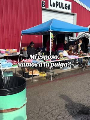 Im just here for the snacks🫶🏻 quien mas? #fyp #tiktok #parati #2024 #fleamarket #lapulga #outfit #grwm #foryou #OOTD #señoralife #mexicancleaning #esposo #limpiandomicasa #texas #mexicana #viral #videoviral #snacks  