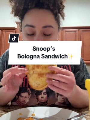 On my way to buy @Snoop Dogg’s cookbook✨ #fyp #fypシ #mukbang #eating #cooking #snoopdogg #bologna #sandwich #foodtiktok #FoodTok #foodies #asmr #asmrsounds 