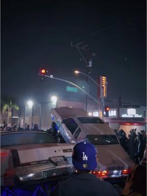 LA Sundays on Broadway 📍🌴 #lowriding #losangeles #lowriderlifestyle #lowlow #lowriderhoppers #streetlowrider #lowriderculture #westcoast #lasundays #cruising #gbody #southbayvisions 