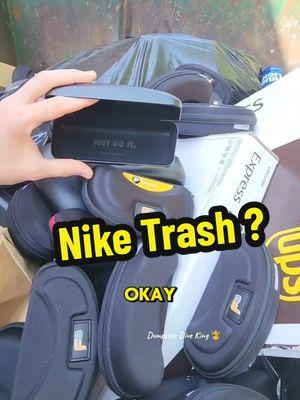 I found all Nike, Rayban and Vera Bradley in the dumpster. $400 cart haul 😲  #dumpsterdiving #designer #money 