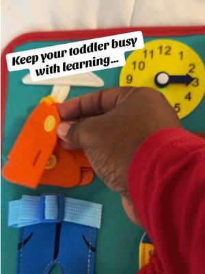 Busy learning book to keep your toddler busy with fun activities! #busyboard #activityforkids #toddlers #learningactivities #MomsofTikTok #toddlermom #toddlersoftiktok #toddlerlearning 