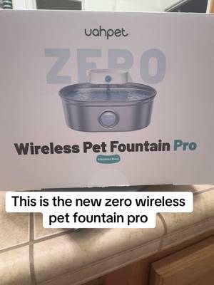 @Uahpet Shop US #waterfountain #petfountain #cats #catsoftiktok #water #hydrate #fyp 