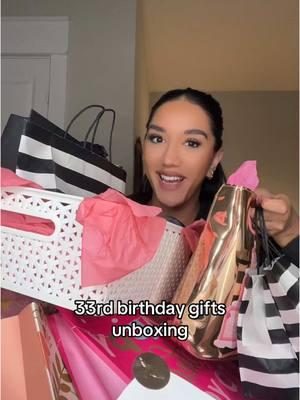 It’s was the best birthday ever 🥹🙏🏽💕 I’m a very blessed girl 💫 #33rdbirthday #birthdaygirl #capricornszn #blessedgirl #birthdayunboxing #birthdaygifts #sephorahaul #makeuphaul #capricorn #birthdayvibes 