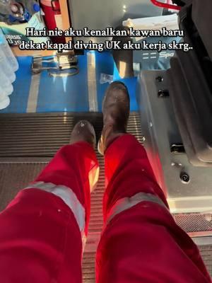 USIA BUKAN PENGHALANG.. #Malaysian #unitedkingdom #craneoperator #Seaman #dsv #europe #asian #Offshore #oilfield #FYP 