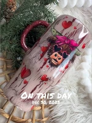 Tha tumbler was so cute #tumblers #tumblermaking #glittertumblers #glitterart #onthisday 