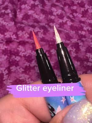 Arent they so cute? #glittermakeup #glittereyeliner #shimmereyeliner #douyin #douyinmakeup 