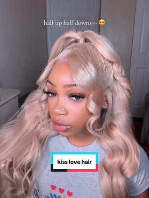 color 😍😍 no toning needed! @KissLove Hair 👱🏽‍♀️🩶 #613wig #wigtok #613wigs #frontalwig  #hairstyleideas #hairstyleinspo #wigstyling #nobabyhair #wiginfluencer #blondewig #wigtutorial #wigtutorials #bombshellcurls #curlinghair #curlingiron