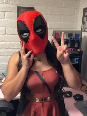 The helmet is made to fit my husband, that’s why it’s so big on me ⚔️ Just wanted to show how you’d put it on yourself #Deadpool#Cosplay#Helmet#MarvelMonday#MCU#MarvelStudios#Marvel#DeadpoolAndWolverine#DeadpoolCosplay#DeadpoolWolverine#Nguyening3Dprints#NguyeningPrints#3Dprinting#3Dprinter#Bambu#3Dprinted#BambuLab#3Dprint#BambuLabs#3Dprints#BambuLabP1s#3Dprinters#3DprintingLife#NguyeningSmiles#Cosplayer 