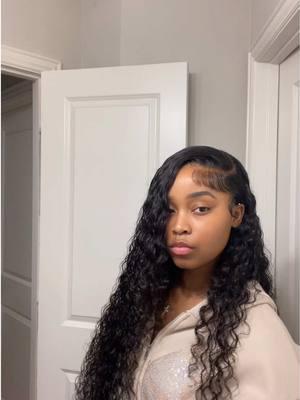 Glueless water wave wig from @OQHAIR, link in bio to purchase #readytowearwigs #gluelesswigs #wighack #wig #wiginstall #wigtutorial #deepsidepart #waterwavewig #waterwavehair 