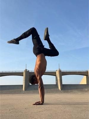 Movement Meditation 96 #cyberyoga #movementmeditation  #handbalance #handstands  #calisthenics 