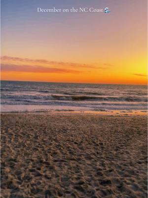 🌅🌊⚓️ #southportnc #oakislandnc #nccoast #nccoastallife #brunswickcountync #baldheadisland #northcarolina #nctravel #nccoast #beach #beachlife #beachvibes #safehaven #thesummeriturnedpretty #coastal #eastcoast #travel #northcarolinatravel #baldheadisland #southport #coastalgrandmother #yachtbasingetaway #airbnb #airbnbhost #superhost #vrbo #ncstays #eastcoast #coastalcarolina #beachliving #eastcoast #eastcoastsummer #sunset 