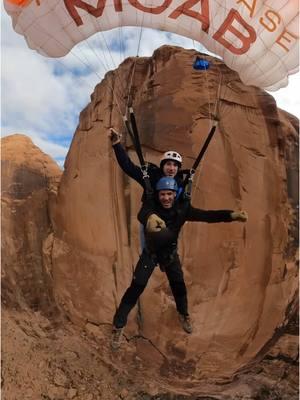 Thanks for your service🫡 #veteran #police #cop #la #losangeles #basejumper #basejump #tandembasemoab #aviation #smiling #utah #moab @LAPD 