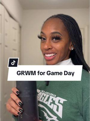 We are ignoring the morning edges! I don’t wanna hear it 🤦‍♀️ But go birds baby!! #nflcheer #nflcheerleader #gameday #gamedaygrwm #grwm #beauty #MakeupRoutine #nfl #eagles #playoffs 