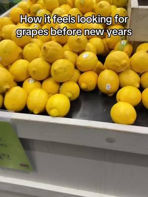 #frozengrapes #12grapes #newyearstraditions 