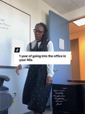 One year of going into the office in my 40s ✨ A journey of growth, change, and resilience. From big wins to unexpected challenges (hello, August in the hospital), this year tested me physically, mentally, spiritually, and emotionally. Grateful for the lessons and ready to embrace all that 2025 has in store. 🖤 Here’s to transformation and new beginnings. #40s #lifeinyour40s #yearinreview #blackgenx #genx  #weightloss #transformation #worklife #over40 