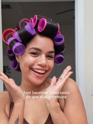 Lo logramos!! 🤣 #rolosdominicanos #rollerset #rollersettutorial #rollersetnaturalhair #cabelloalisado #relaxedhair #relaxedhaircare #relaxedhairjourney 